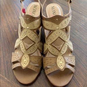 Wedge sandal shoes